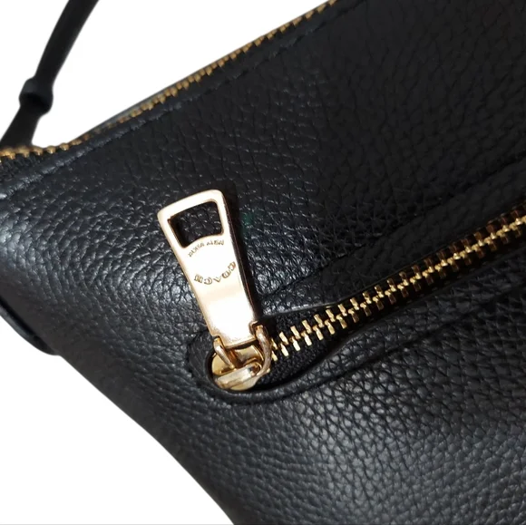 Coach Vintage Black Crossbody Bag - Picture 8 of 14